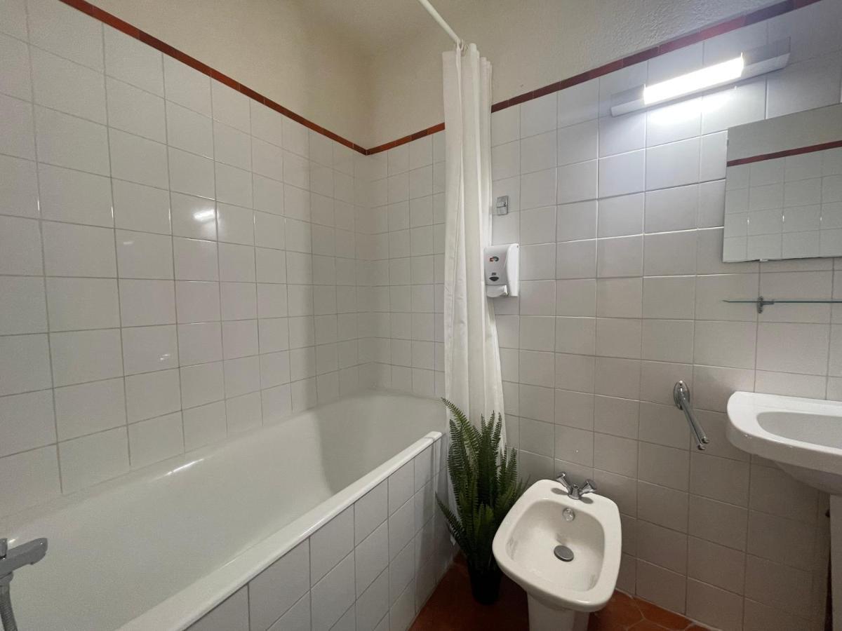 Résidence Adèle - Chambres d'Hôtes Agde Esterno foto